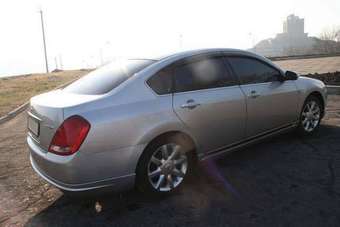 2003 Nissan Teana Pics