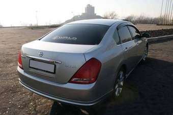 2003 Nissan Teana Pictures