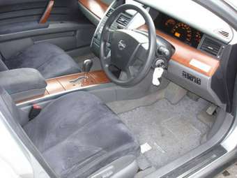 2003 Nissan Teana Pictures