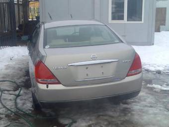 2003 Nissan Teana Pictures