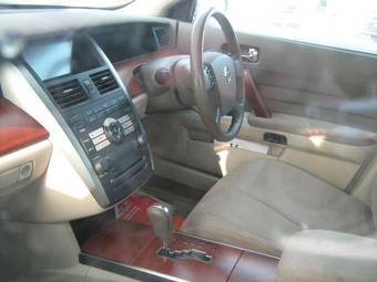 2003 Nissan Teana Photos
