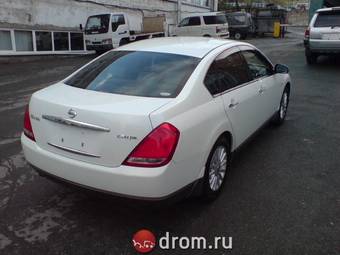 2003 Nissan Teana Pics