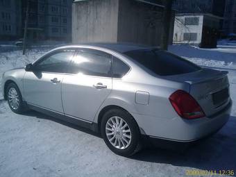 2003 Nissan Teana Pictures