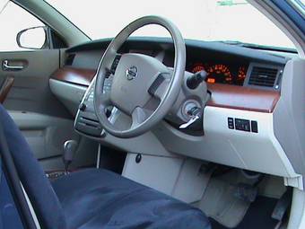 2003 Nissan Teana Pics