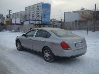 2003 Nissan Teana Photos