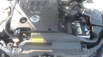 2003 Nissan Teana Photos
