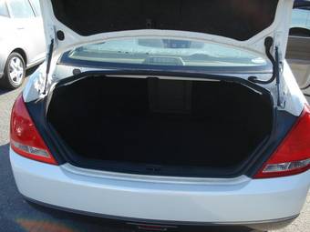 2003 Nissan Teana Photos