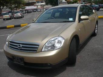 2003 Nissan Teana Pictures