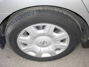 2003 Nissan Teana Pictures