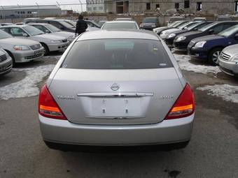 2003 Nissan Teana Pictures