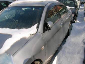 2003 Nissan Teana Photos