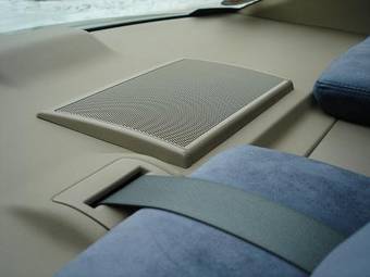 2003 Nissan Teana Photos