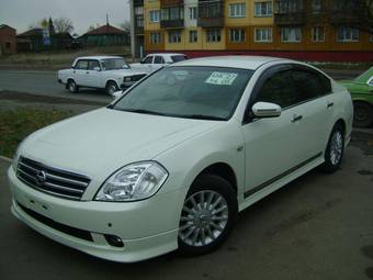 2003 Nissan Teana Pictures