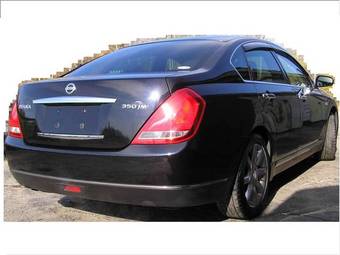 2003 Nissan Teana Photos