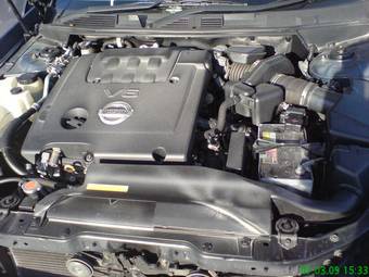 2003 Nissan Teana Pictures