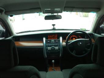 2003 Nissan Teana Photos