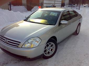 2003 Nissan Teana Pictures