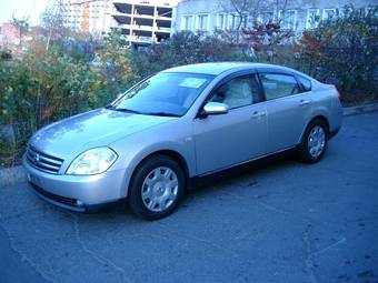 2003 Nissan Teana Pictures