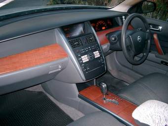 2003 Nissan Teana Photos