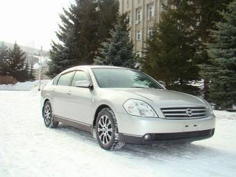 2003 Nissan Teana Photos