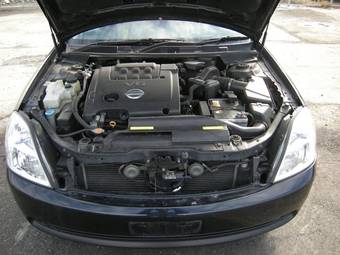 2003 Nissan Teana Pictures