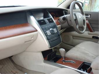 2003 Nissan Teana Photos