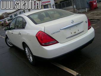 2003 Nissan Teana Photos