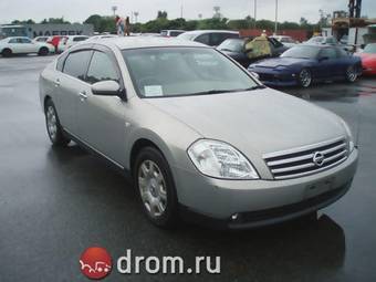 2003 Nissan Teana Pictures