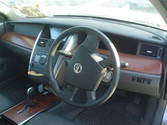 2003 Nissan Teana Pictures
