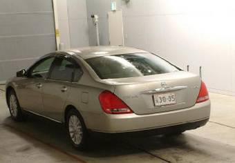 2003 Nissan Teana Pictures