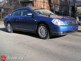 2003 Nissan Teana Photos