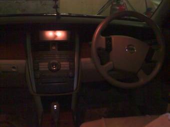 2003 Nissan Teana Photos