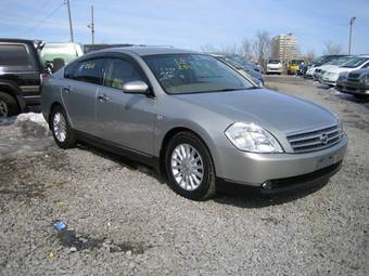2003 Nissan Teana Wallpapers