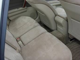 2003 Nissan Teana Photos