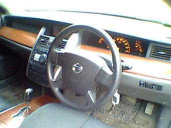 2003 Nissan Teana Photos