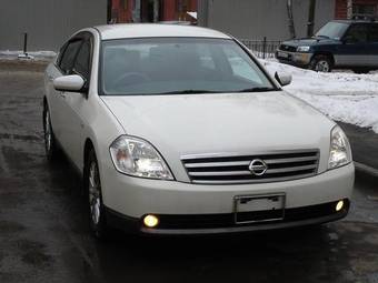 2003 Nissan Teana Photos
