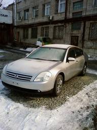 2003 Nissan Teana Pictures