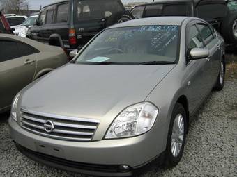 2003 Nissan Teana Photos