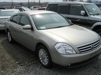 2003 Nissan Teana Photos