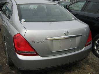 2003 Nissan Teana Images