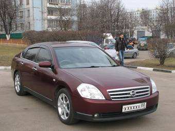 2003 Nissan Teana Pictures