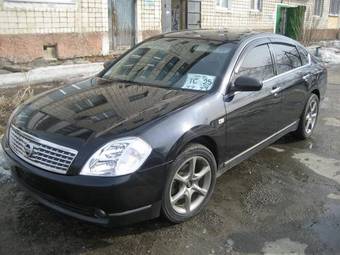 2003 Nissan Teana Photos