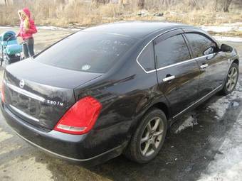 2003 Nissan Teana Pictures