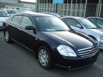 2003 Nissan Teana Pictures