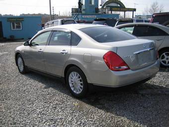 2003 Nissan Teana Pictures