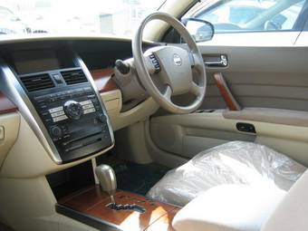 2003 Nissan Teana Pictures