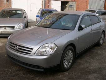 2003 Nissan Teana Photos
