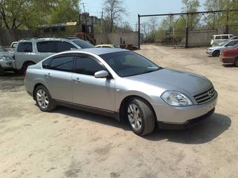 2003 Nissan Teana Photos