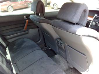 2003 Nissan Teana Pictures