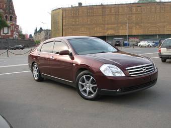 2003 Nissan Teana Pictures
